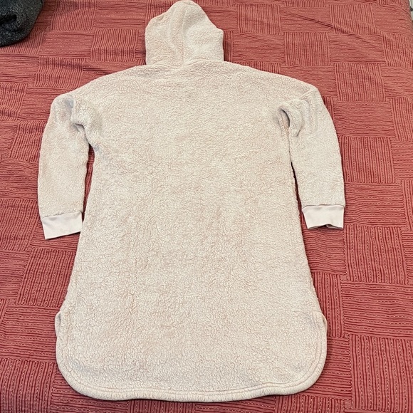 Women’s size small light pink / beige Denver Hayes Plush Hooded Sweatshirt Dress - Picture 14 of 16